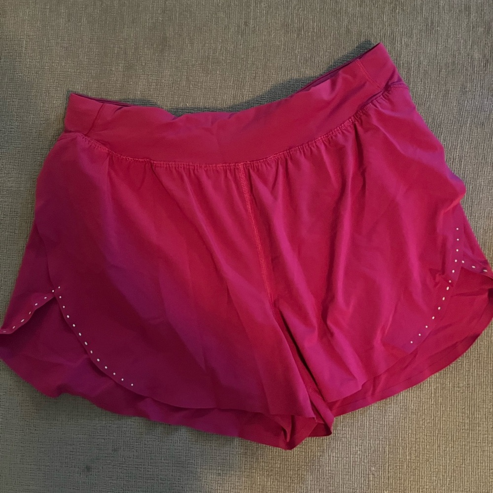 Lululemon fast and free shorts